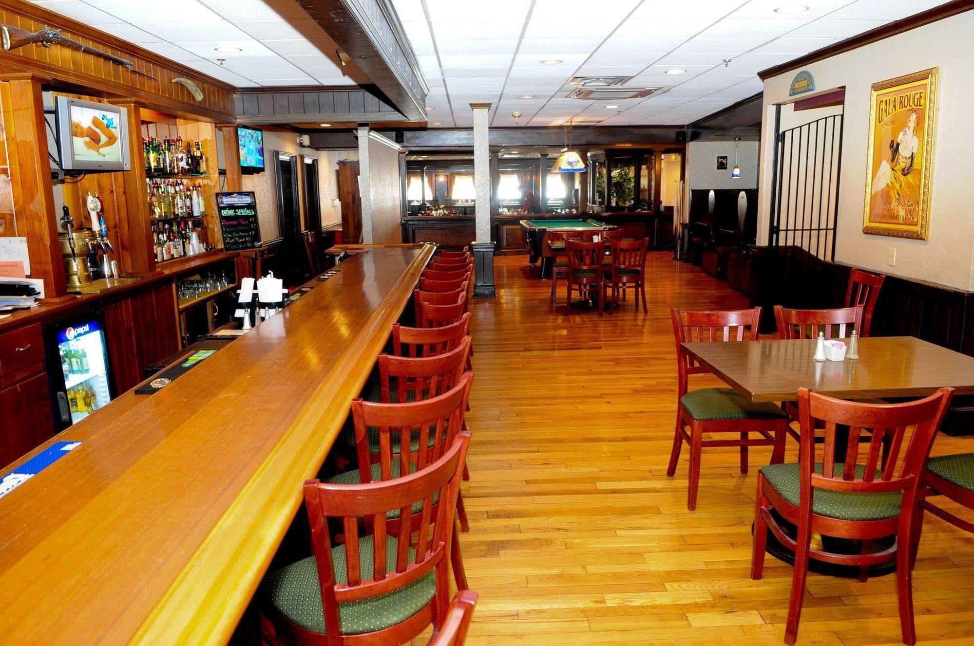 The Inn At Reading Hotel & Conference Center Luaran gambar