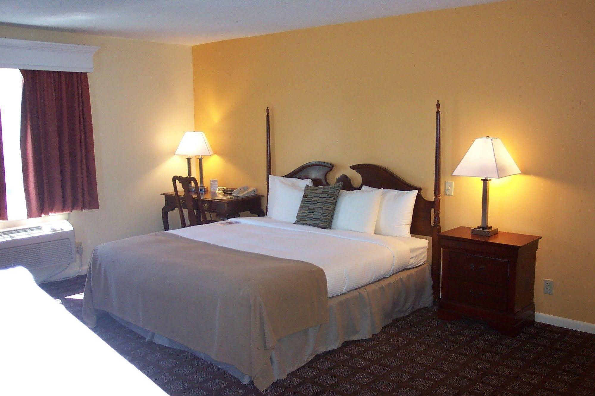 The Inn At Reading Hotel & Conference Center Luaran gambar